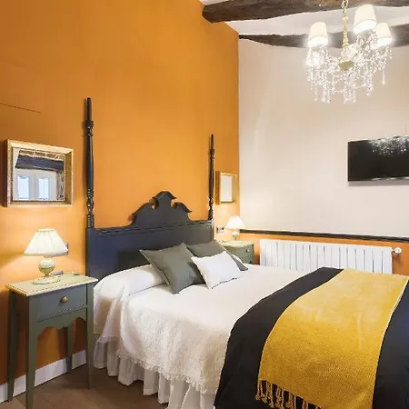 Casa Guadamillas Отель *