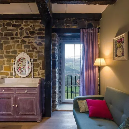 Отель Casa Guadamillas Bustancilles