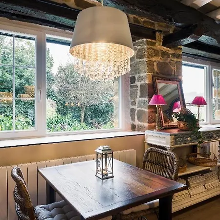 Casa Guadamillas Отель