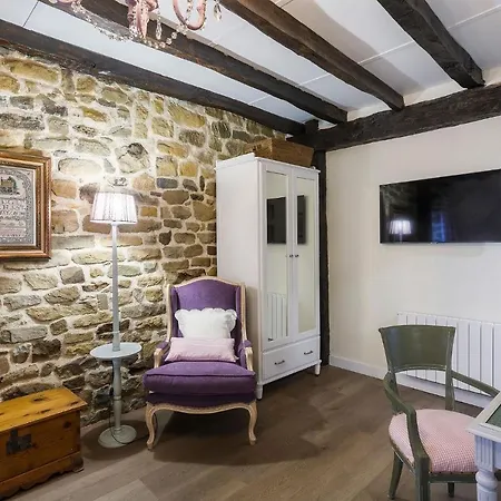 Casa Guadamillas * Bustancilles