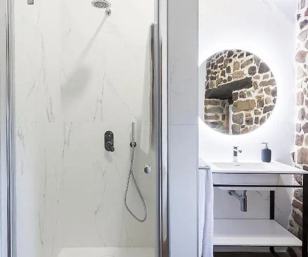 Casa Guadamillas * Bustancilles