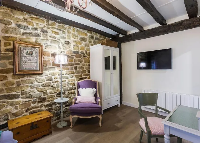 Casa Guadamillas * Bustancilles